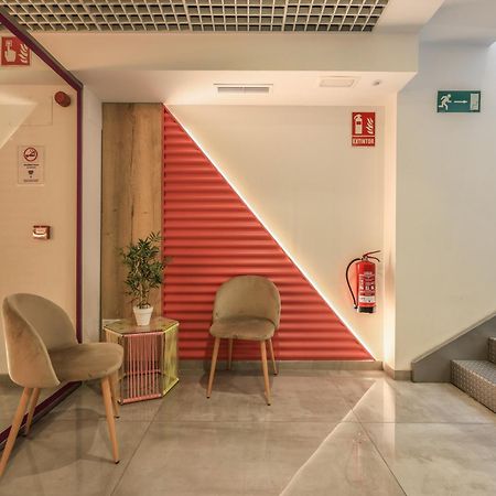 Amazinn Places Blasco De Garay 105 Madrid Bagian luar foto