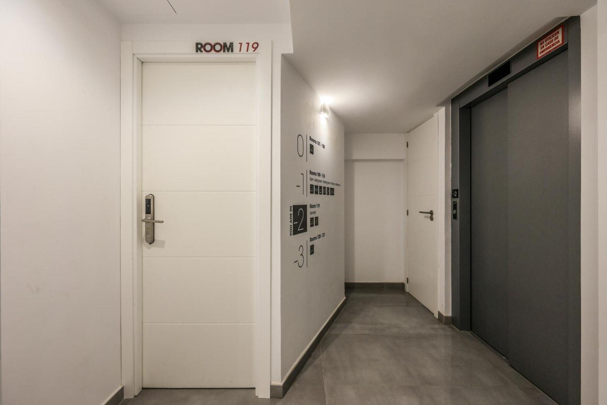 Amazinn Places Blasco De Garay 105 Madrid Bagian luar foto