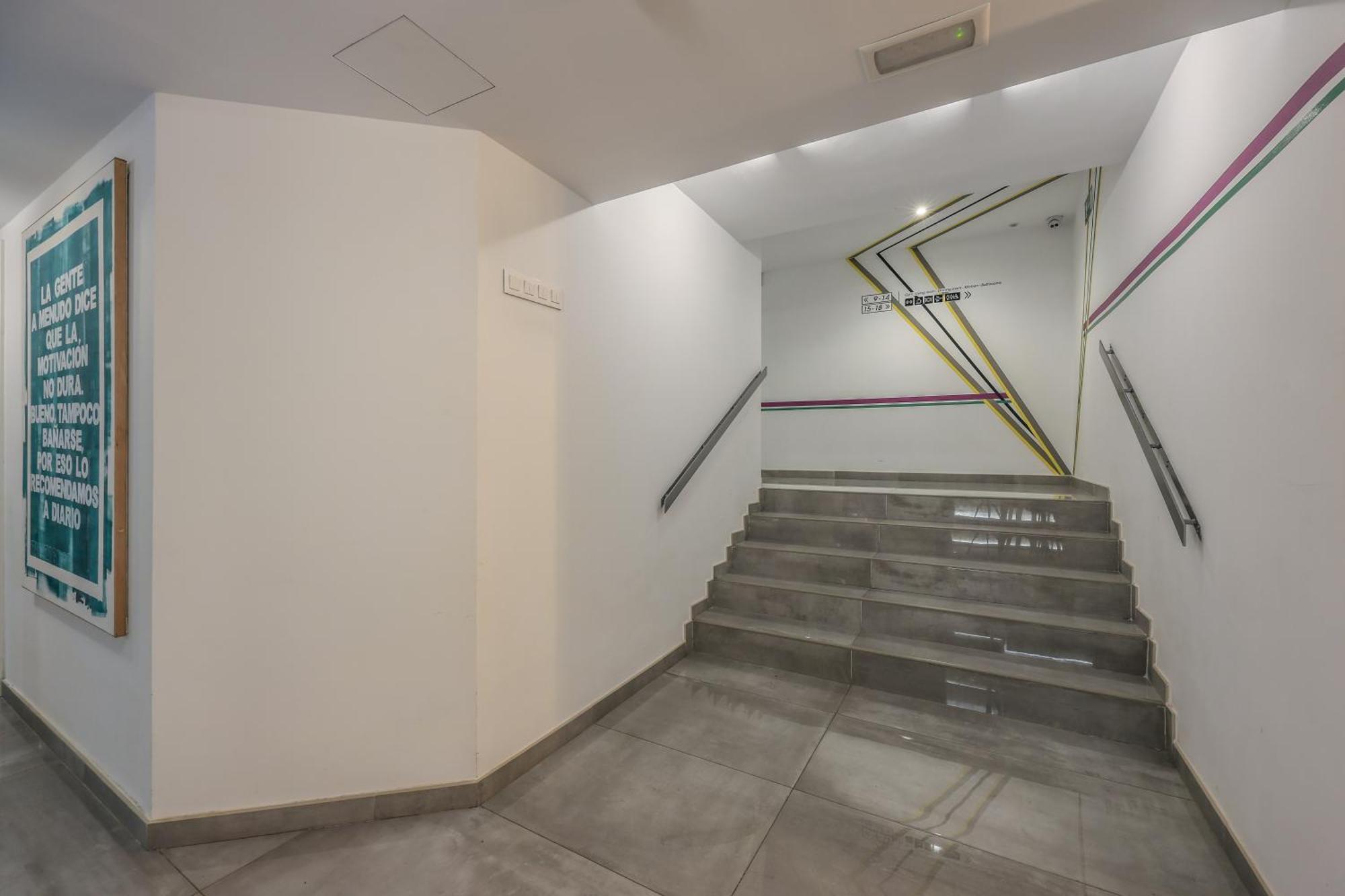 Amazinn Places Blasco De Garay 105 Madrid Bagian luar foto