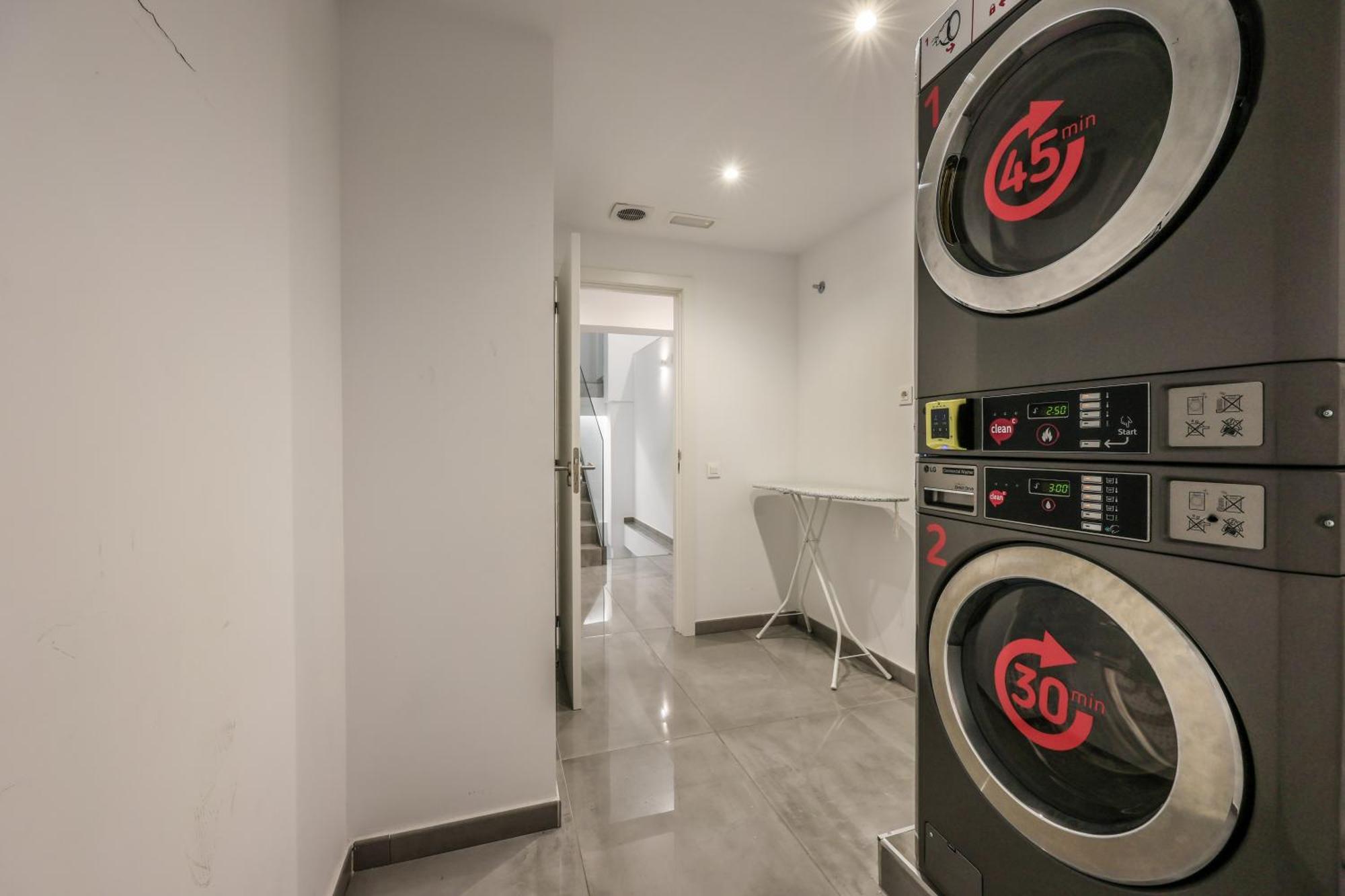 Amazinn Places Blasco De Garay 105 Madrid Bagian luar foto
