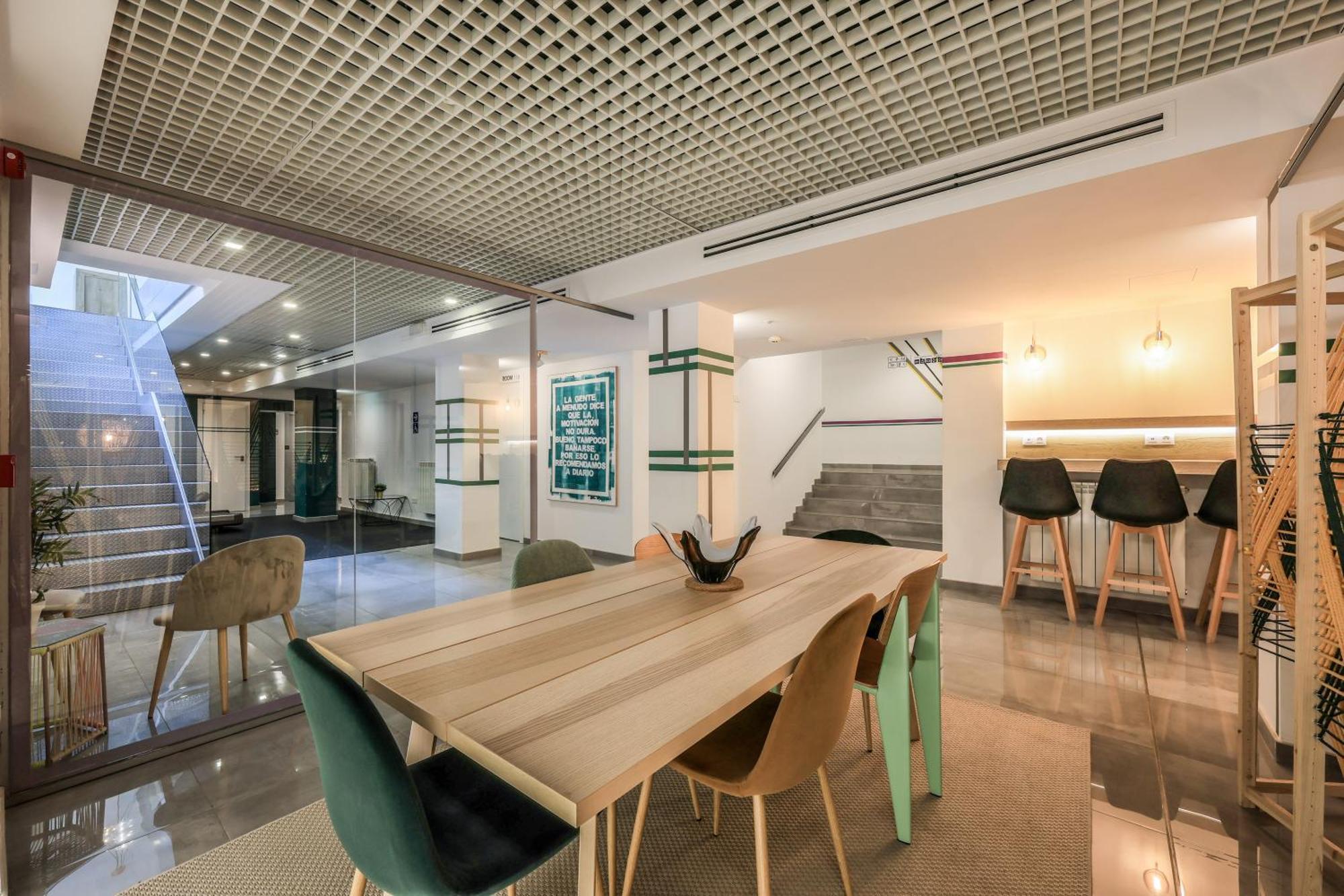 Amazinn Places Blasco De Garay 105 Madrid Bagian luar foto