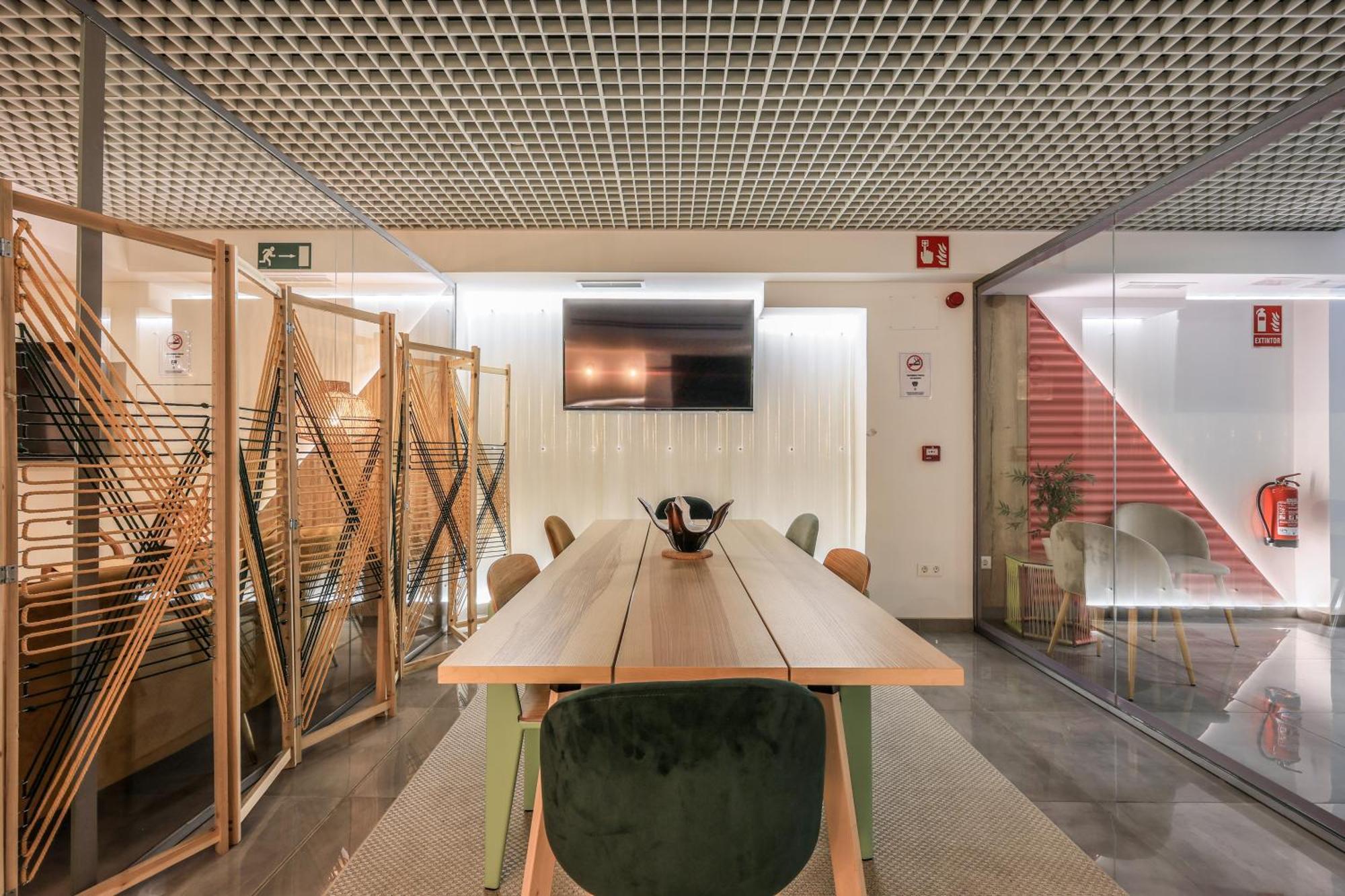 Amazinn Places Blasco De Garay 105 Madrid Bagian luar foto