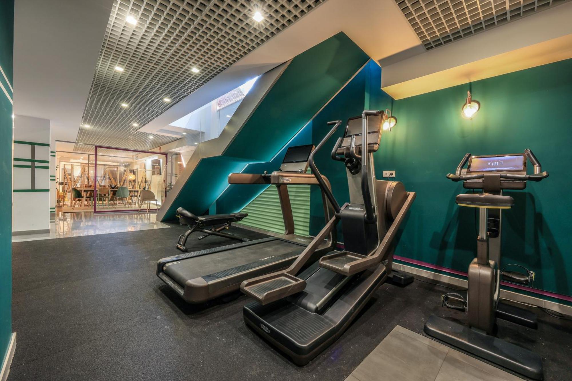 Amazinn Places Blasco De Garay 105 Madrid Bagian luar foto