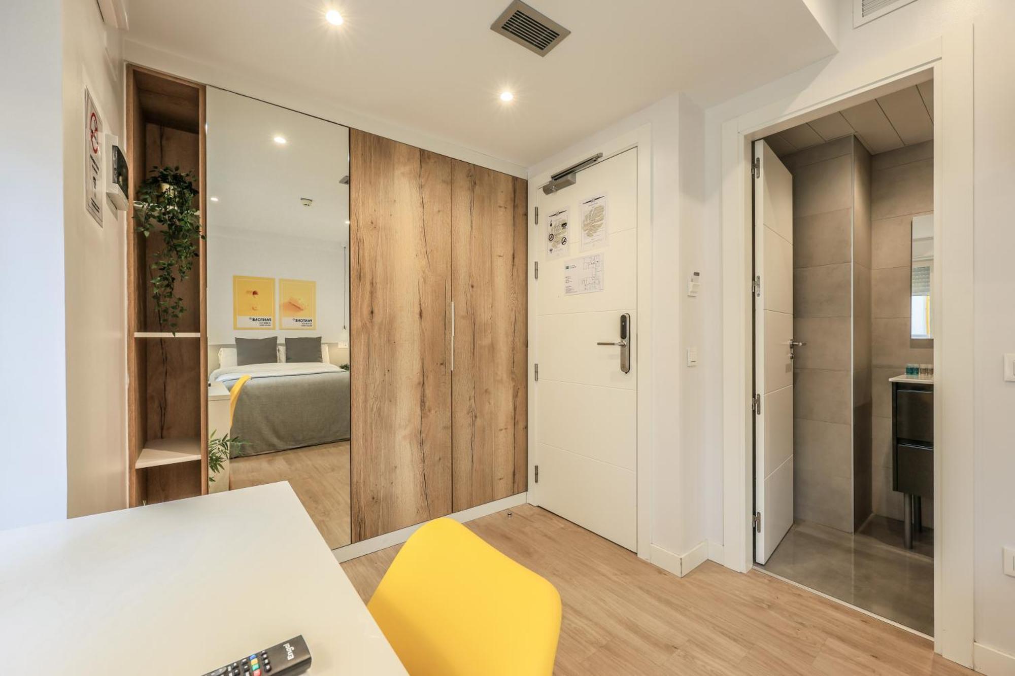 Amazinn Places Blasco De Garay 105 Madrid Bagian luar foto