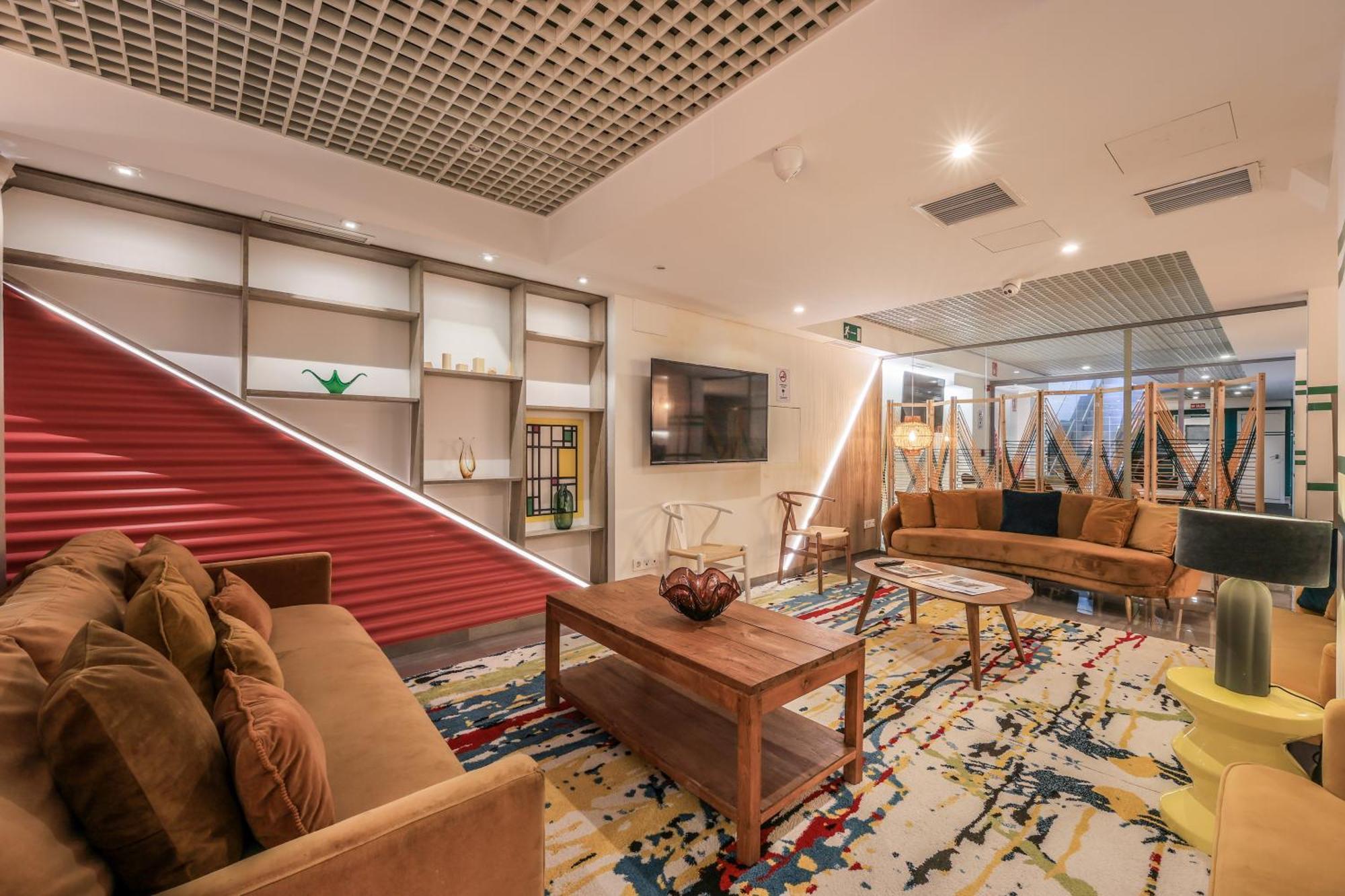 Amazinn Places Blasco De Garay 105 Madrid Bagian luar foto
