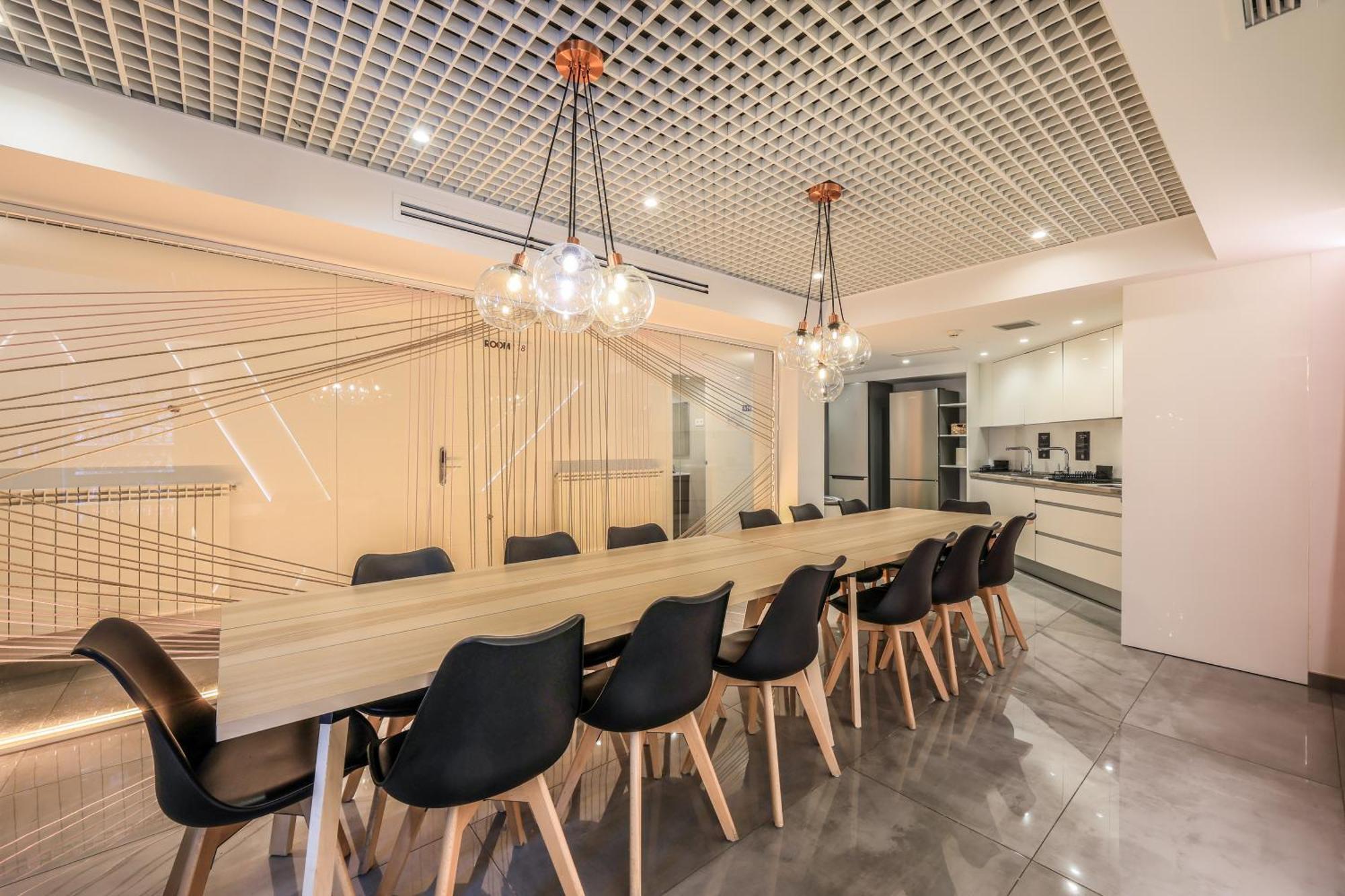 Amazinn Places Blasco De Garay 105 Madrid Bagian luar foto
